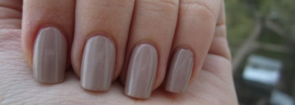 Bare Necessities от Rimmel