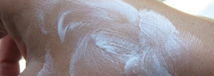 Солнцезащитный крем для лица с высокой степенью защиты Vichy Capital Soleil SPF 50+  Sun-Cream Face