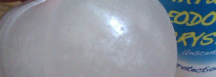 Обзор четырех натуральных минеральных дезодорантов.  Какой удобнее в использовании?