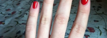 O.p.i Color So Hot It Berns