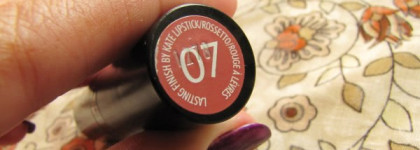 Нежный Rimmel Lasting Finish by Kate Lipstick #07 и Rimmel Lasting Finish 1000 Kisses Lip Liner #007