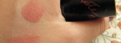 Нежный Rimmel Lasting Finish by Kate Lipstick #07 и Rimmel Lasting Finish 1000 Kisses Lip Liner #007