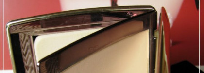 Нежнее нежного. Guerlain Parure - Compact foundation with crystal pearls, в оттенке №22 и №11