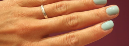 Barry M #317 Blue Moon: лак, который называют клоном Chanel Riva