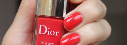 Просто хороший красный Dior Vernis #858 Tie & Dye