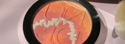 Новинка лета: Dior Diorskin Nude Tan Tie Dye Edition Blush Harmony Limited Edition With Kabuki Brush 002 Coral Sunset