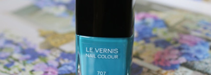 Летняя бирюза Chanel Le Vernis #707 Mediterranee