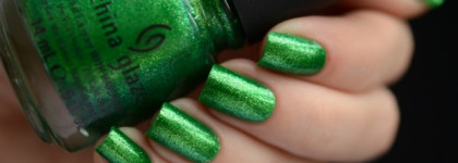 China Glaze - Running In Circles