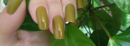 Неоднозначный China Glaze "Trendsetter"