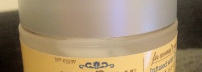 Крем не по назначению: The Balm Skincare White Tea Hazelnut Vitamin E Face Cream