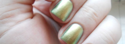 Очень летние лаки Chanel 307 Orange Fizz и 531 Peridot