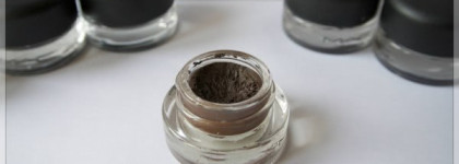 Маленькие горшочки с разноцветными красками. Гелевая подводка для глаз MAC Fluidline Eye-liner Gel в оттенках Blacktrack, Dipdown, Rich Ground, Ash Violet, Macroviolet, Midnight Blues и Waveline