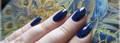 Благородный синий с Orly 40734 La Playa