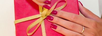 China Glaze "Seduce me"