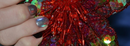 Серебро на ногтях с Sally Hansen