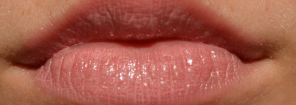 Армия Maybelline NewYork Color Sensational 103 против  L`oreal Paris Color riche №303