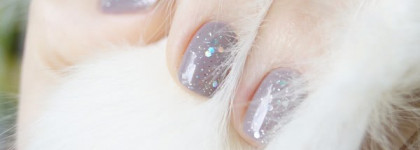 Essie 78 master plan + Nubar G705 silver spark