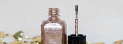 Essie bahama mama + Chanel delight готовимся к Новому Году