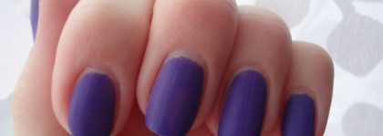 Легкое разочарование от  лака Orly Purple Pleather « Блестящий фиолетовый»(да какой-то он фиолетовый капризный)