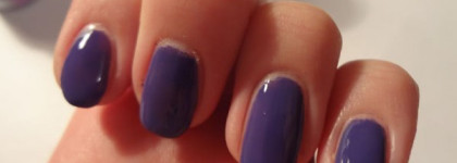 Легкое разочарование от  лака Orly Purple Pleather « Блестящий фиолетовый»(да какой-то он фиолетовый капризный)