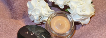 Теперь мои тени не исчезают в полдень с Avon Eye Shadow Primer Light beige