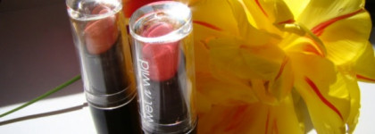 Любительницам матовых помад: Wet n Wild Mega Last Lip Color 903C Just Peachy and 968 Pinkerbell