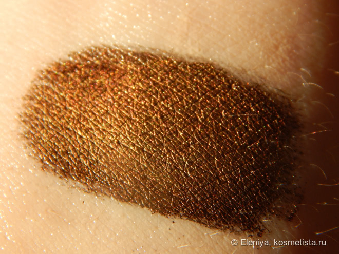Тени Meow Cosmetics из коллекции Egyptian Treasures. Оттенки: miw, artifact, royal, scarab
