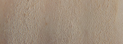 Сравниваем формулы Surreal, Velvet, Flawless тональной основы Era Minerals Warm Foundation в оттенках  142, 242, 342