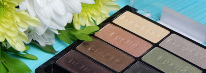 Wet & Wild Color Icon 8 Pan Eyeshadow Palette в оттенке Comfort Zone