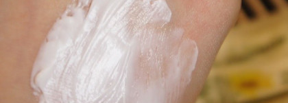 Уход за кожей рук и кутикулой с L'occitane, Yves Rocher, Oriflame и Mavala