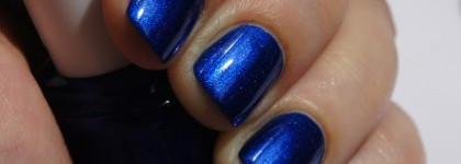 Essie 92 Aruba Blue