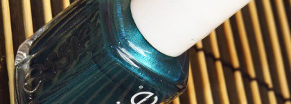 Essie 97 Trophy Wife