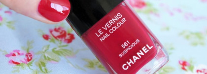 Les Essentiels De Chanel Fall 2012 Makeup Collection. Chanel Le Vernis Nail Colour 561 Suspicious