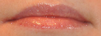 2 настроения - 2 блеска-антипода: прозрачный Chanel и фуксия Collistar