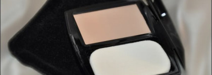 Крем-пудра Chanel Mat Lumiere #30 Aurore