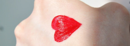 Кроваво-красный блеск для губ Babor Ultra Shine Lip Gloss #14 Dramatic Red