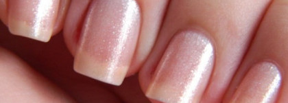 Сияющая нежность от OPI