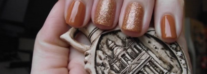 Ногти цвета песка