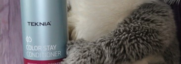 Уход для окрашенных волос? Lakme удачно справляется с этим каждый день