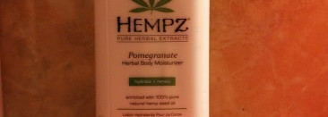 Роскошное сочетание конопли и граната в серии Hempz Pomegranate