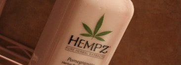Роскошное сочетание конопли и граната в серии Hempz Pomegranate
