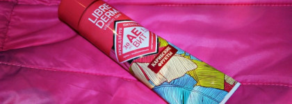 Осень - это время, когда руки нужно питать, увлажнять и защищать