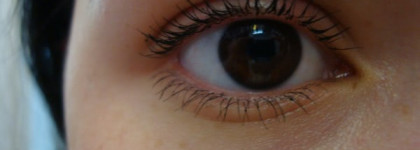 Yves Saint Laurent Mascara Volume Effet Faux Cils Shocking (01 Deep Black)