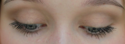 Новинка - тушь Maybelline Rocket Volum' Express в черном оттенке