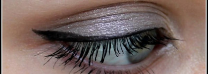 Кремовые тени L'oreal Color Infaillible: 015 Flashback Silver и 002 Hourglass Beige