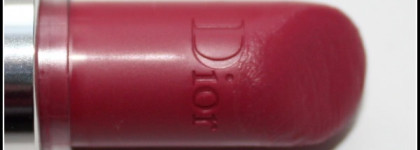 Зимняя ягодка Dior Rouge Dior Nude Lip Blush Voluptuous Care 663 Guipure