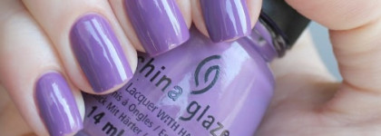China Glaze "Spontaneous"