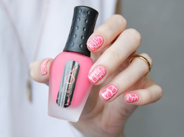 Nail Look — Rose of Sharon, Sunflower Bouquest