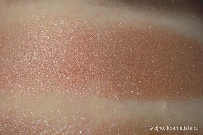 Нюды Maybelline: Maybelline New York The Blushed Nudes & Maybelline New York The Nudes