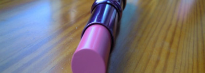 Urban Decay Revolution Lipstick #TurnOn